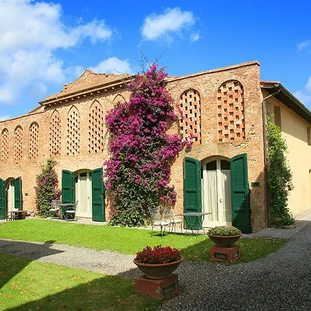 Granaio Borgo Di Colleoli 리조트 3*