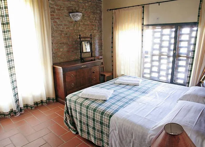 Granaio Borgo Di Colleoli 3*