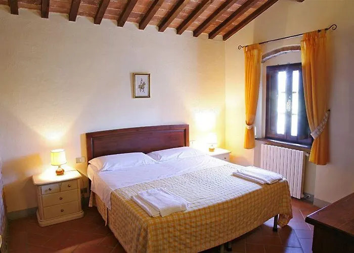 Granaio Borgo Di Colleoli 3*