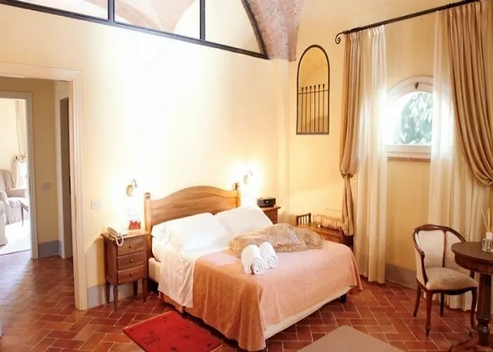 Granaio Borgo Di Colleoli 3*