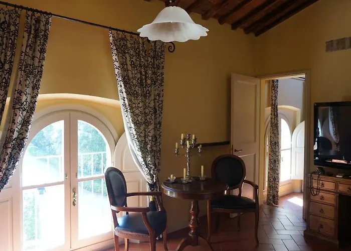 Granaio Borgo Di Colleoli 3*