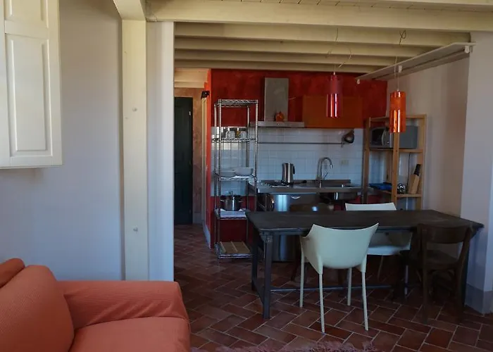 Granaio Borgo Di Colleoli Feriested 3*