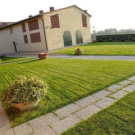 Granaio Borgo Di Colleoli Resort