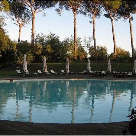 Resort Granaio Borgo Di Colleoli