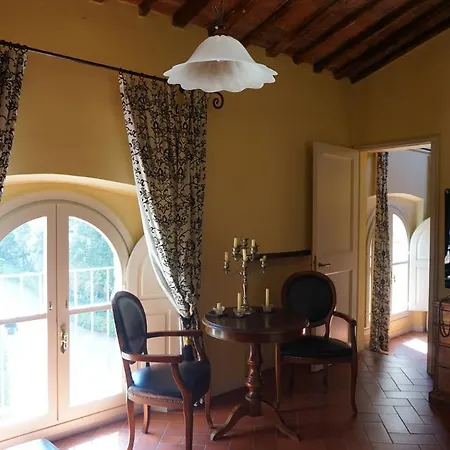 Granaio Borgo Di Colleoli 3*