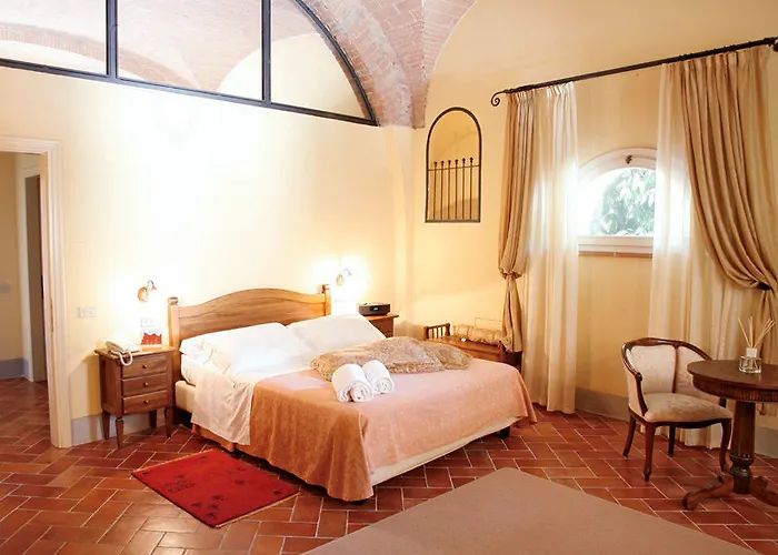 Granaio Borgo Di Colleoli 3*