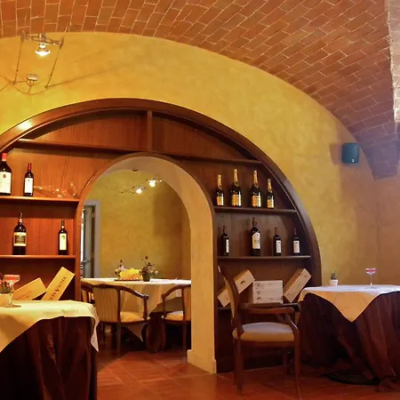 Granaio Borgo Di Colleoli 3* 比萨